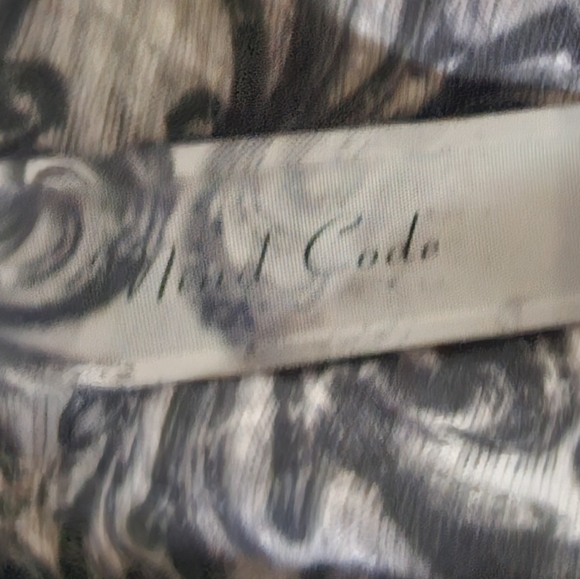 Women's V-neck T-shirt - Picture 3 of 4